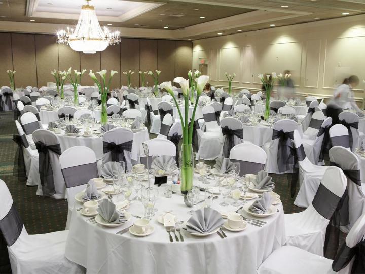 Notre service traiteur sur mesure à Tulle est la clé de la réussite de vos festivités familiales ou professionnelles.